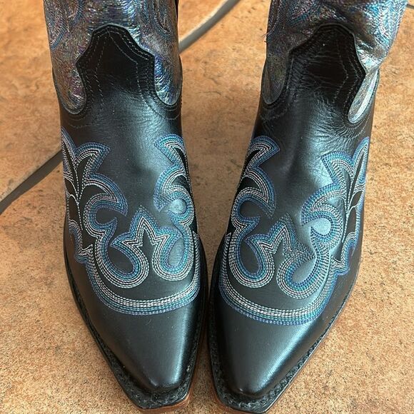 Boulet Iridescent and Black Cowgirl Boots - Picture 3 of 10